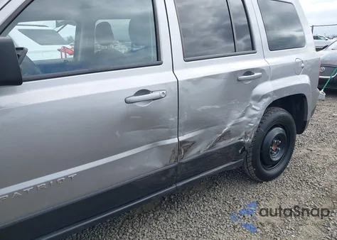 2016 Jeep Patriot Sport z USA, uszkodzony, nr VIN 1C4NJPBA4GD743880